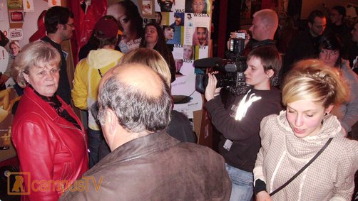 Suchbild: Wo ist die Kamerafrau?? Suchbild: Wo ist die Kamerafrau??