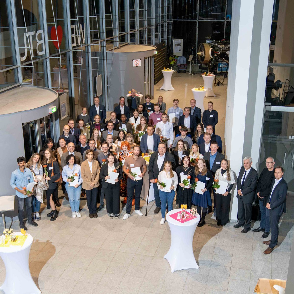 Group photo of all scholarship holders and donors