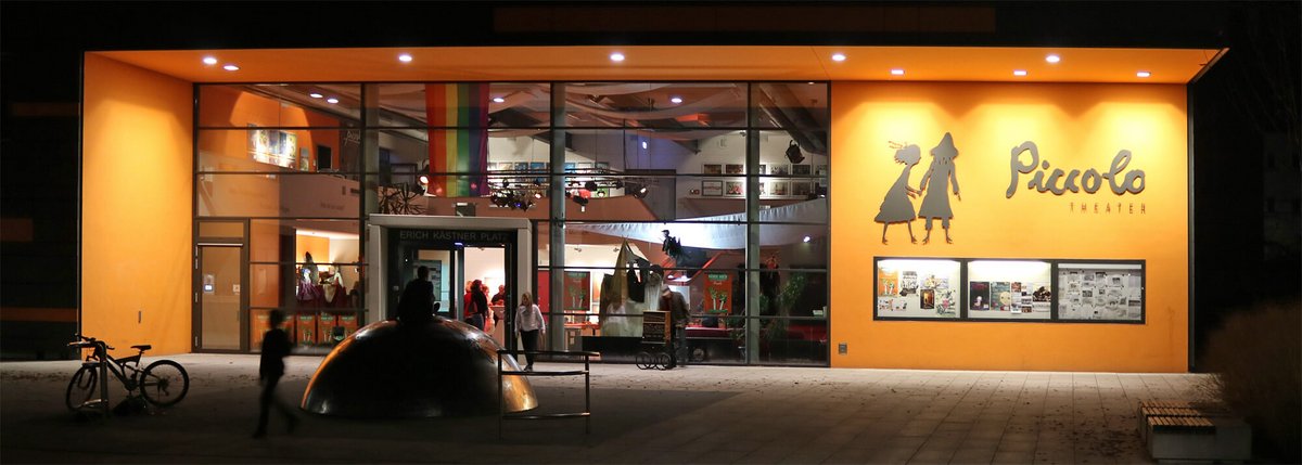 Blick auf das Piccolo-Theater. 