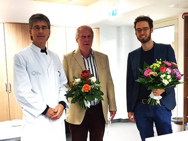 Gruppenbild mit erstem MHB-Promovenden