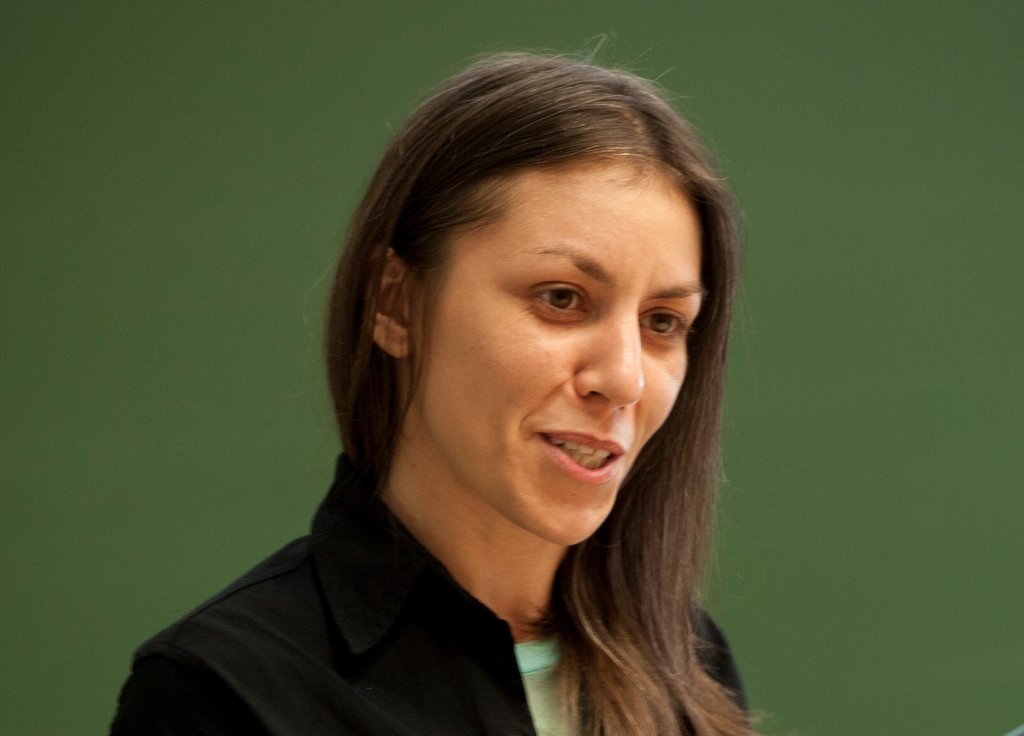Dr. Anca Prodan