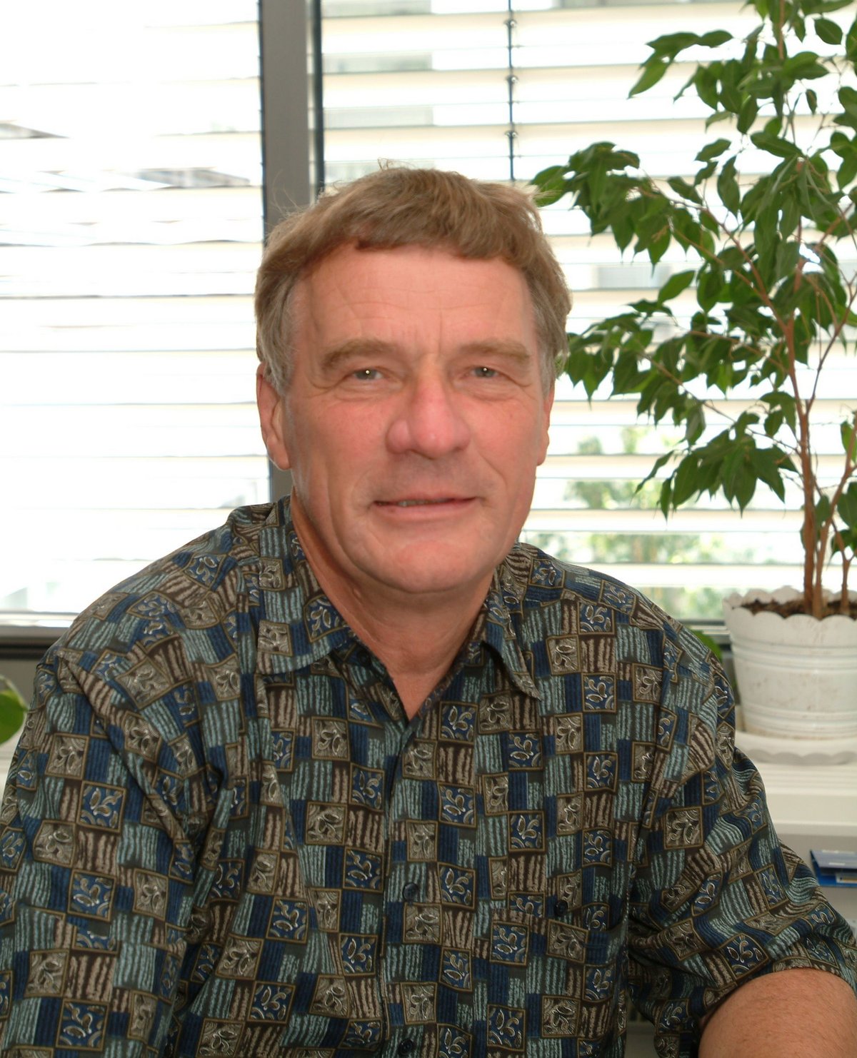 Prof. Klaus Fellbaum