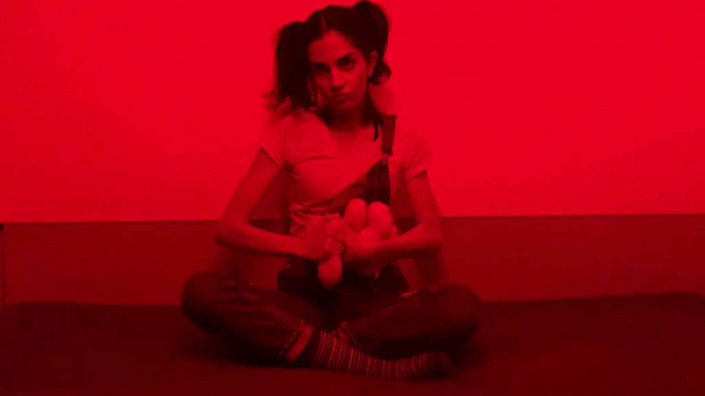 Oblivion (7 Min.) / von Mohammad Mahdi Eyvazlou, Mojgan Roshan, Shaghayegh Shahhosseini, Shayan Shams, Sepehr Shirazizadeh Oblivion (7 Min.) / von Mohammad Mahdi Eyvazlou, Mojgan Roshan, Shaghayegh Shahhosseini, Shayan Shams, Sepehr Shirazizadeh