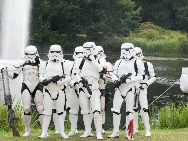 Drei Tage lang ist der Park Treffpunkt für Film-Begeisterte, Fantasy-Enthusiast*innen und Gamer*innen. (Foto: BTU, Ralf Schuster)