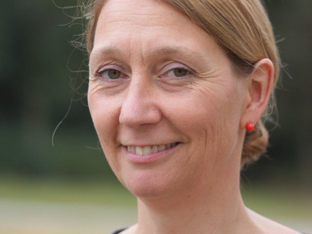 Portraitaufnahme von Prof. Juliane Noack Napoles
