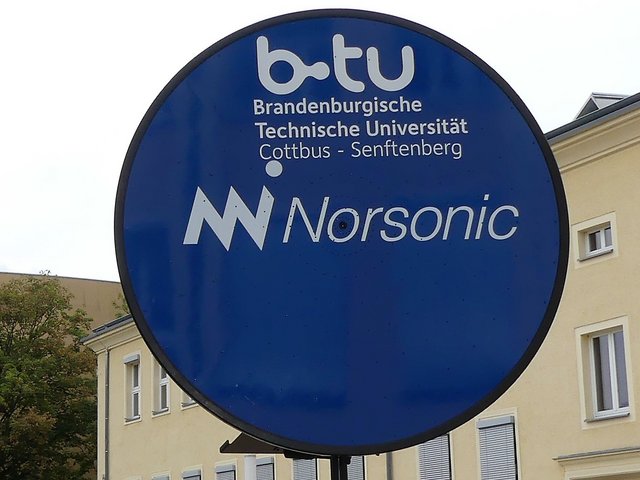 Die Akustische Kamera auf dem Senftenberger BTU-Campus. Foto: Robert Schneider