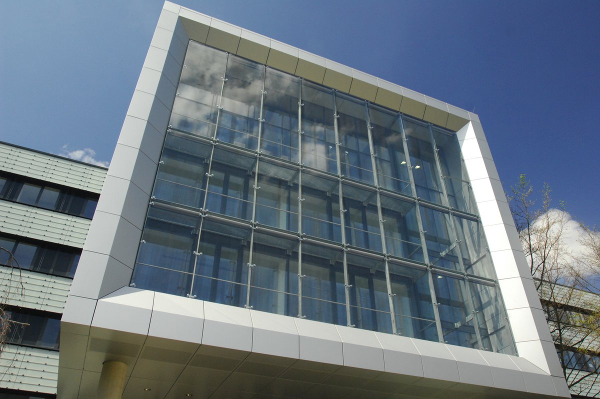 Eingangsportal Zentralcampus Cottbus