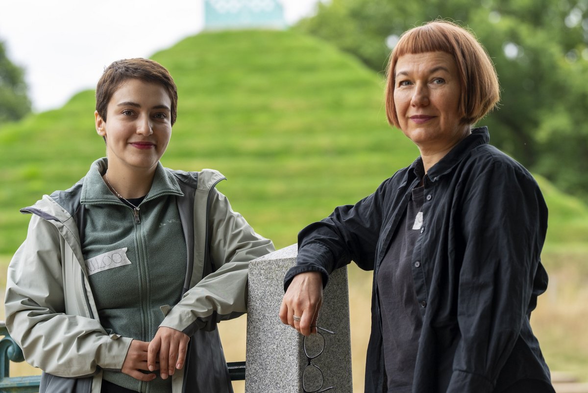 Niloofar Soleymani und Ekaterina Orba.
