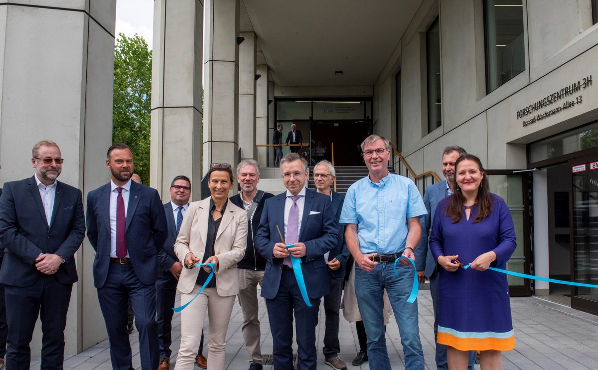 Ceremonial opening of the 3H Research Center 