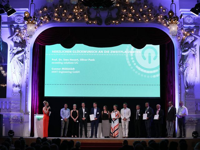 Bild der Preisverleihung des IQ Innovationspreises Mitteldeutschland 2017
