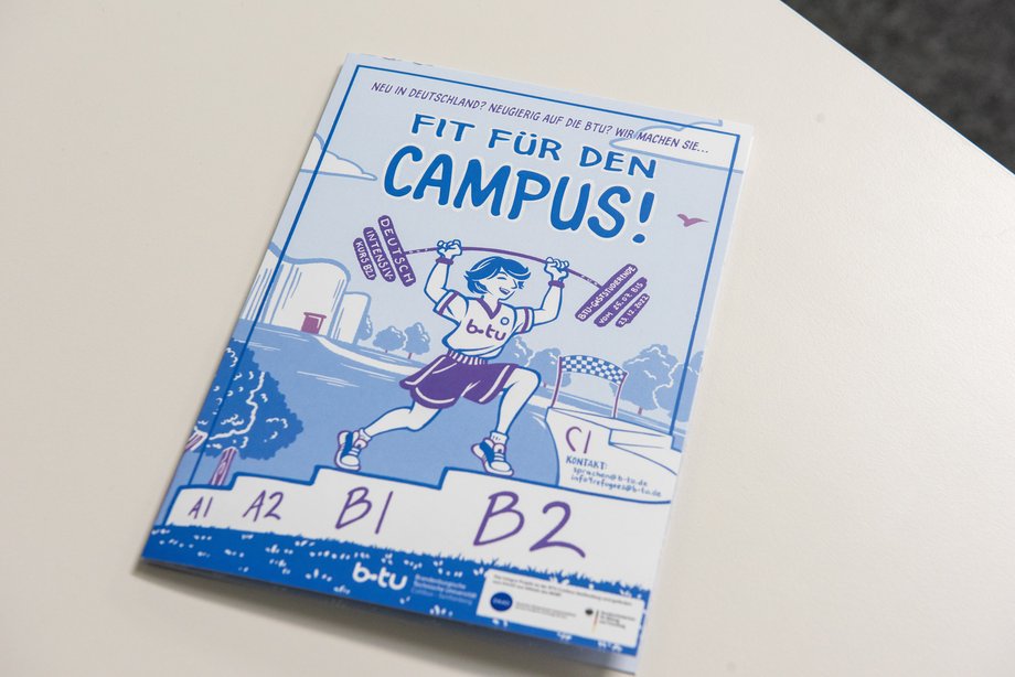 Ansicht der Broschüre "Fit für dsen Campus"