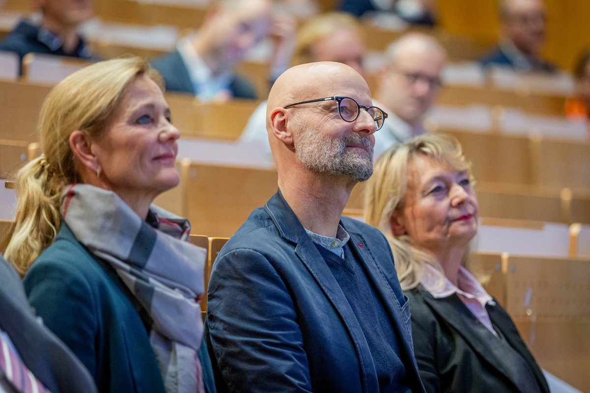 In the photo (from left to right): Indra Hadeler - Chairwoman of the Board of MINT-EC, Prof. Dr. Peer Schmidt - Vice-President for Academic Affairs at BTU Cottbus-Senftenberg, Claudia Zinke - State Secretary at the Brandenburg Ministry of Education.