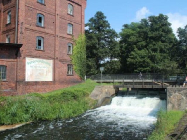 Wehr mit Spreewaldmühle in Burg (Spreewald) 