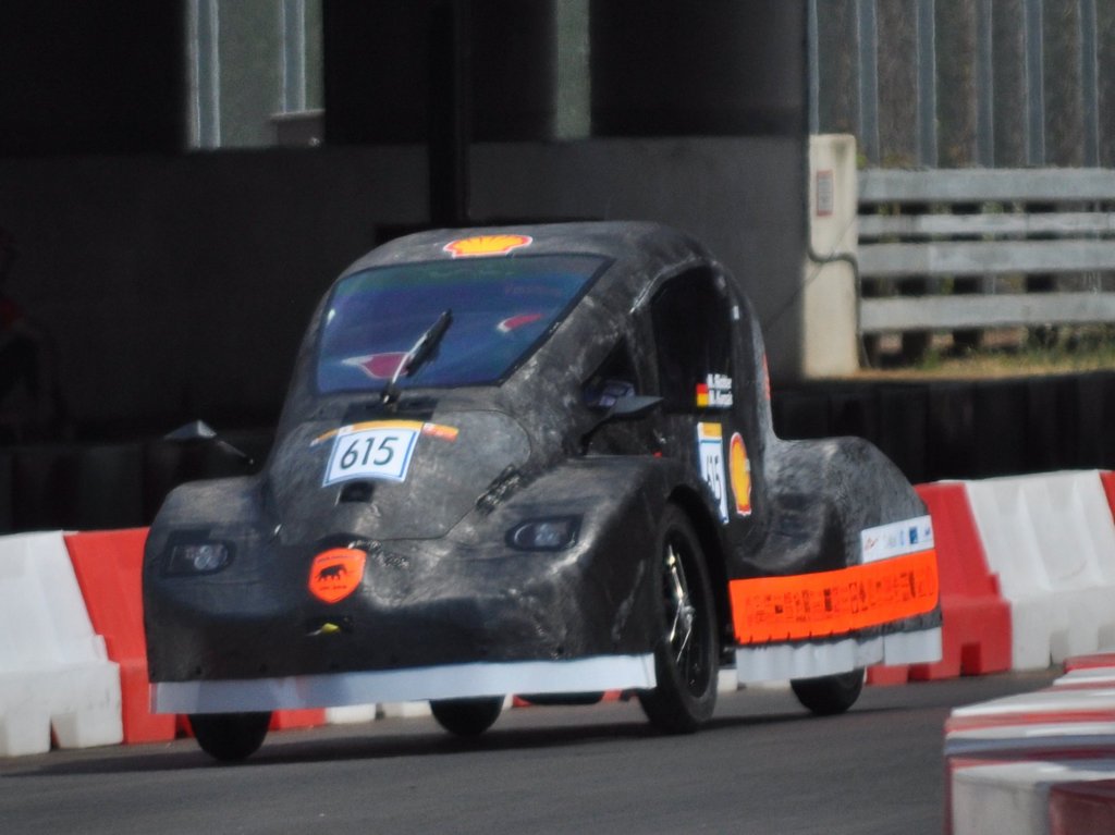 Mammut in London 2018. Das Fahrzeug Mammauf der Stecke in London 2018.