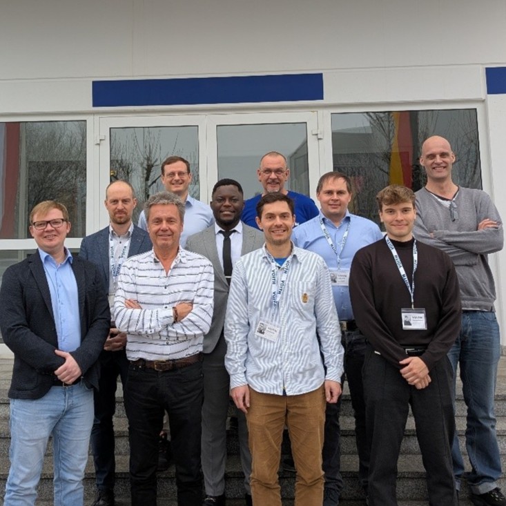 Gruppenfoto Projektbeteiligte des Projekts HeatCoatRoll