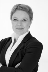 Porträt Dr. Lena Eckert