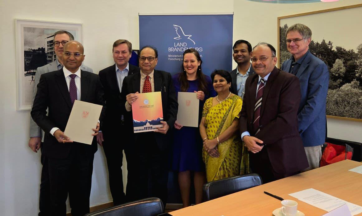 Group picture of the participants