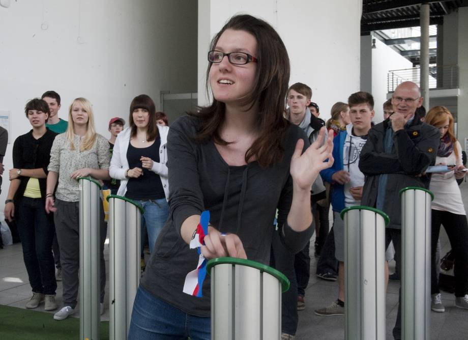 Eine Station der ABIChallenge im Zentralen Hörsaalgebäude