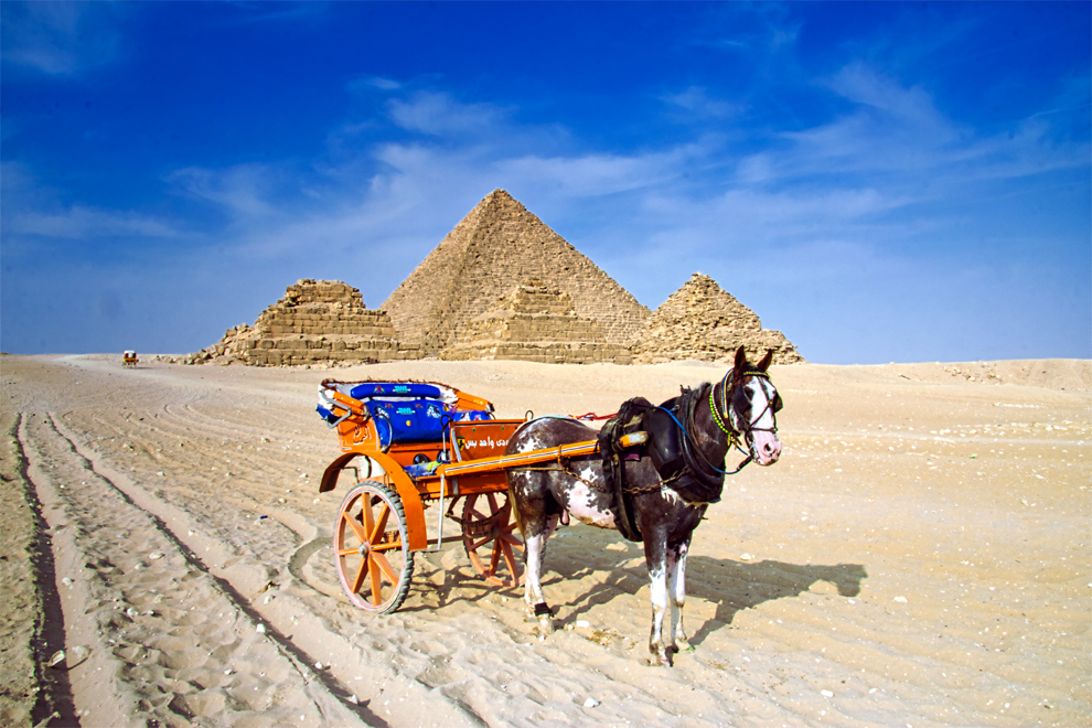 Pyramid Complex of Giza, Egypt © Mohammed Abu Al Hasan Pyramid Complex of Giza, Egypt