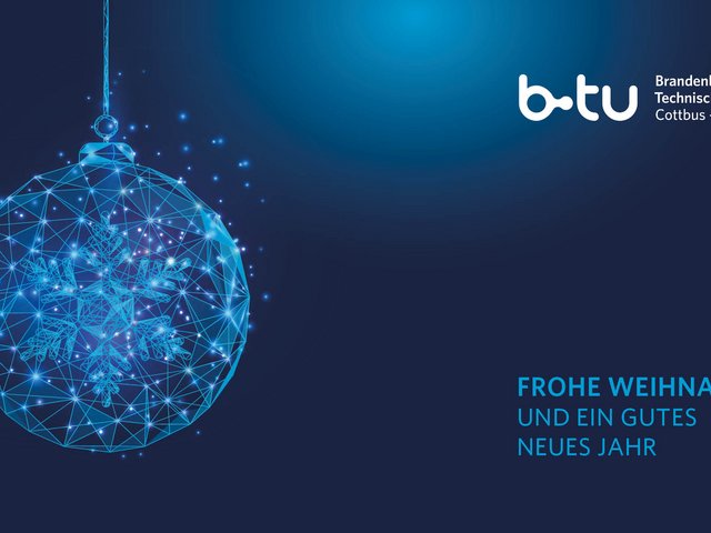 Weihnachtskarte mit Kugel 